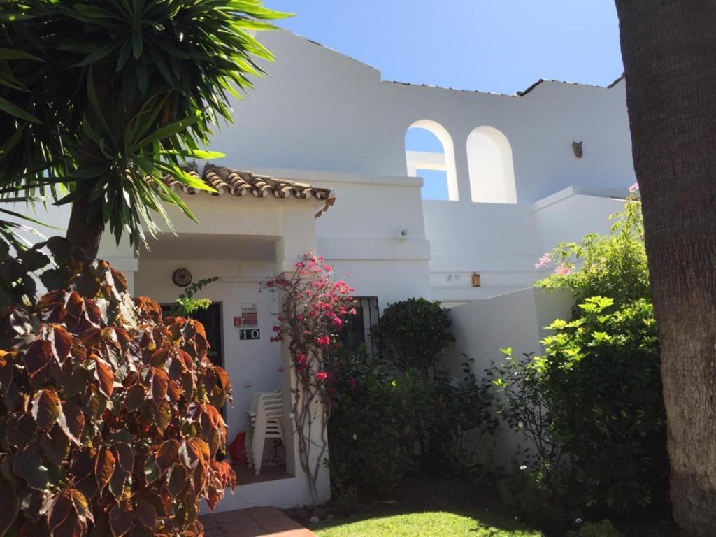 Luxury 3 Bedroom House At La Quinta Golf Course Ocean And Mountain View Benahavís Exterior foto